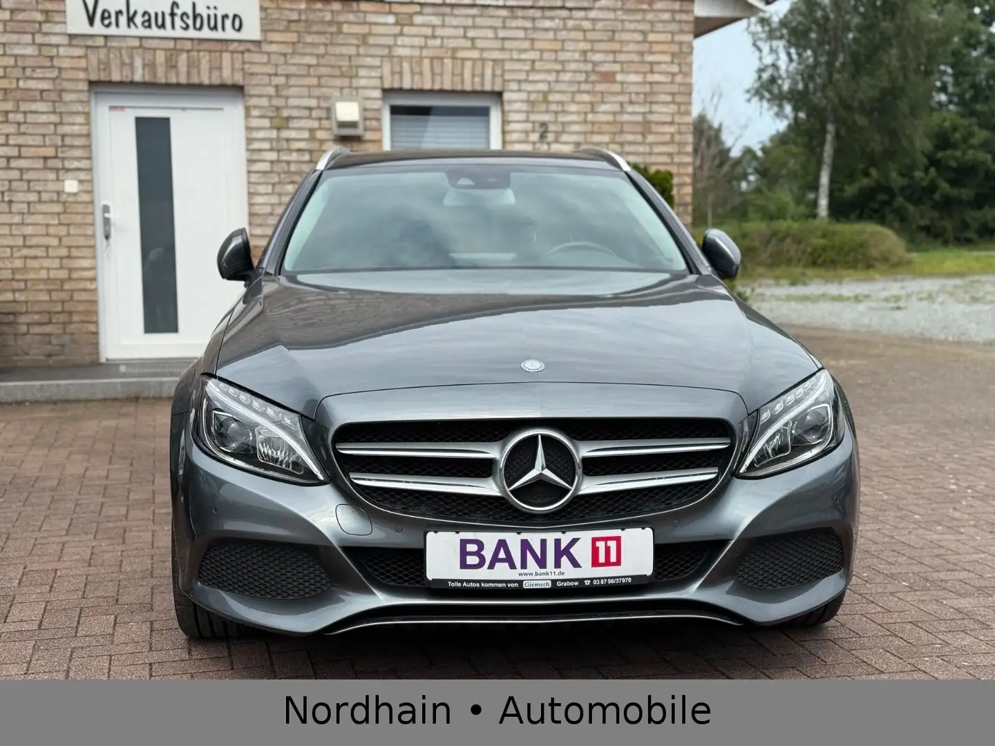 Mercedes-Benz C 220 C -Klasse 220d*Navi*Shz*Ahk*Pano*Tempo*Alu** Grau - 2