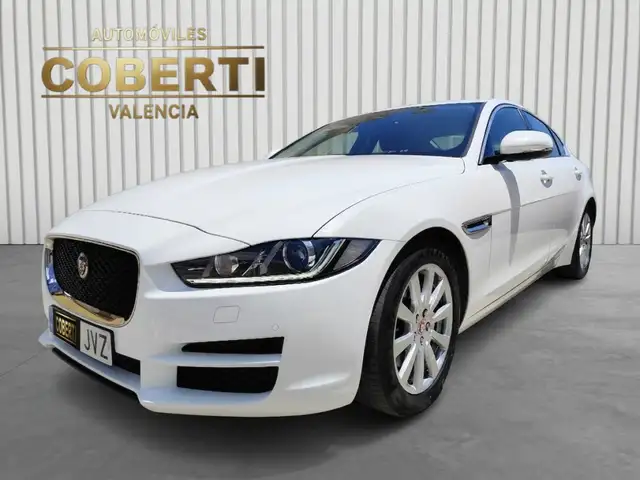 Jaguar XE 2.0 Diesel Pure 180