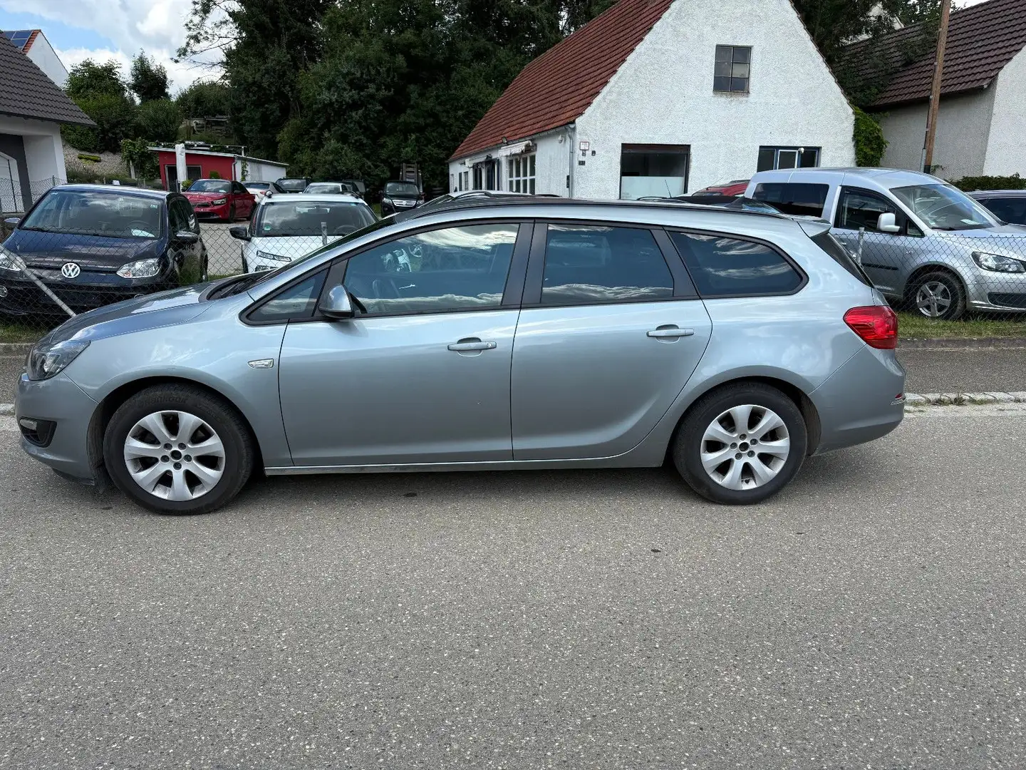 Opel Astra J Sports Tourer Style,Automatik,  1.4 Silber - 1