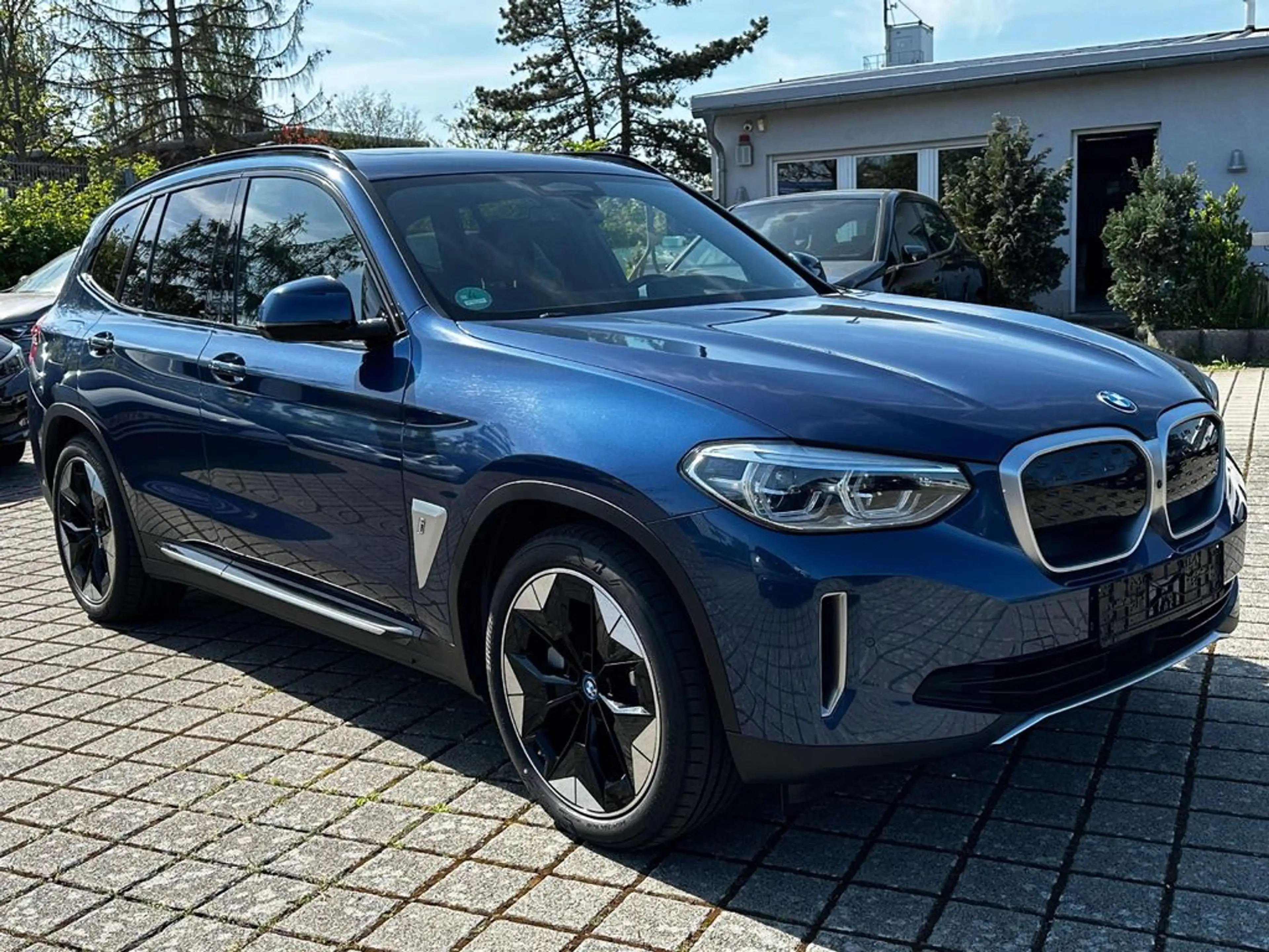 BMW iX3 Impressive