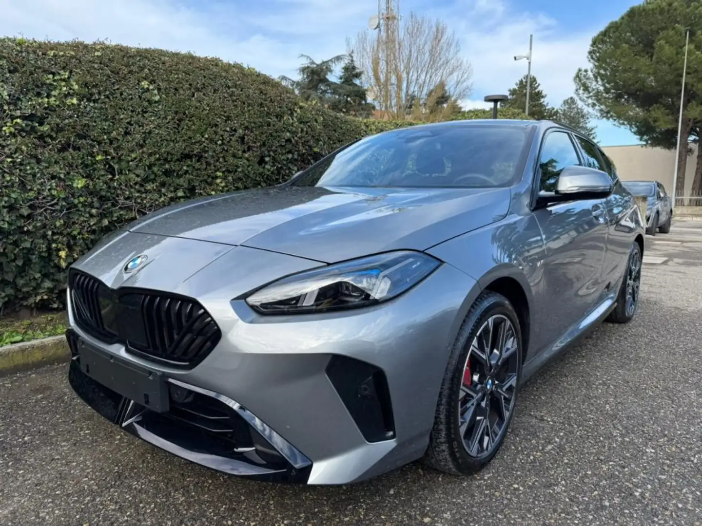 BMW 118 d MSport Pro NAVI - LED - TELEC. POST. - 18 Gris - 2