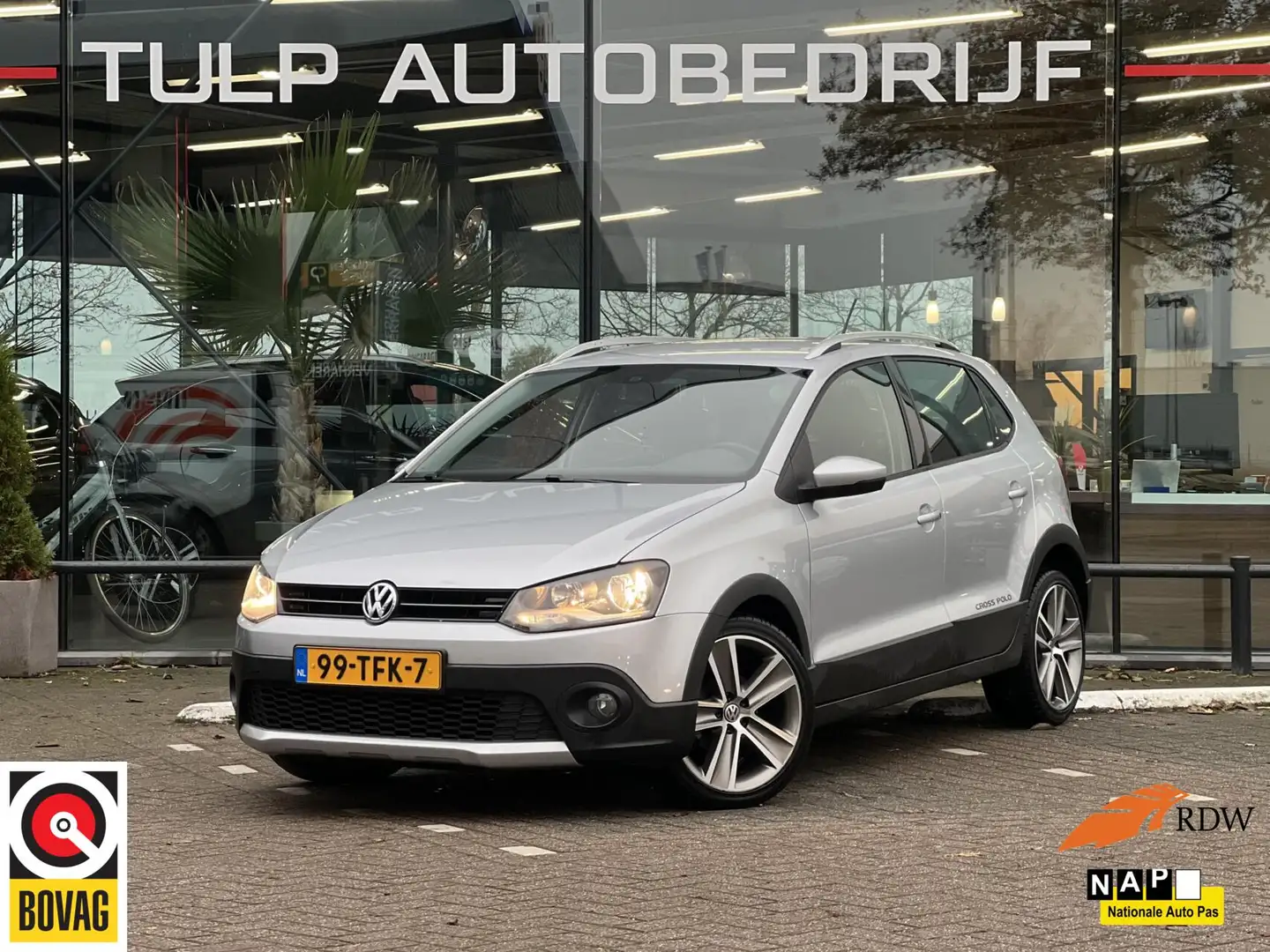 Volkswagen Polo Cross 1.4-16V 5 Deurs Clima Cruise Navi Nap siva - 1