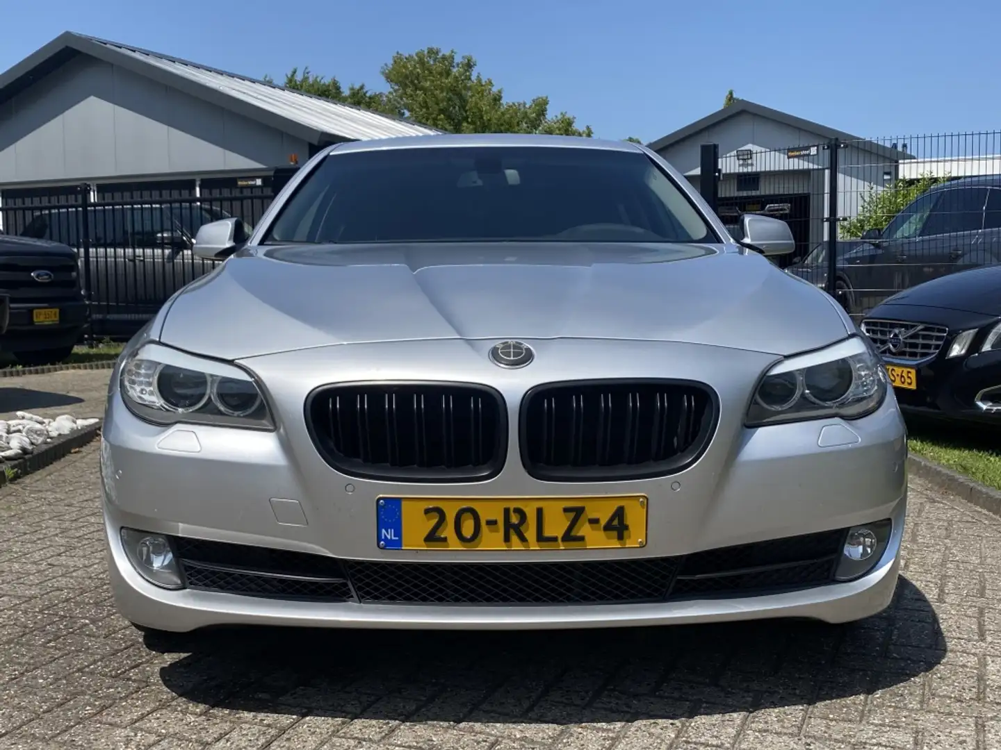 BMW 523 5-serie 523i Sedan Automaat Sport 2011 NL Auto Šedá - 2