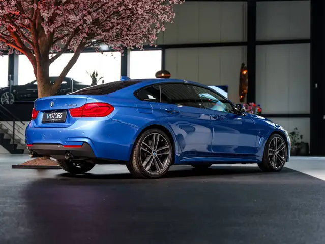 BMW 4 Series view 5