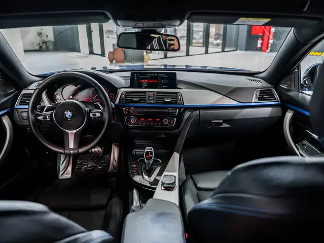 BMW 4 Series view 12