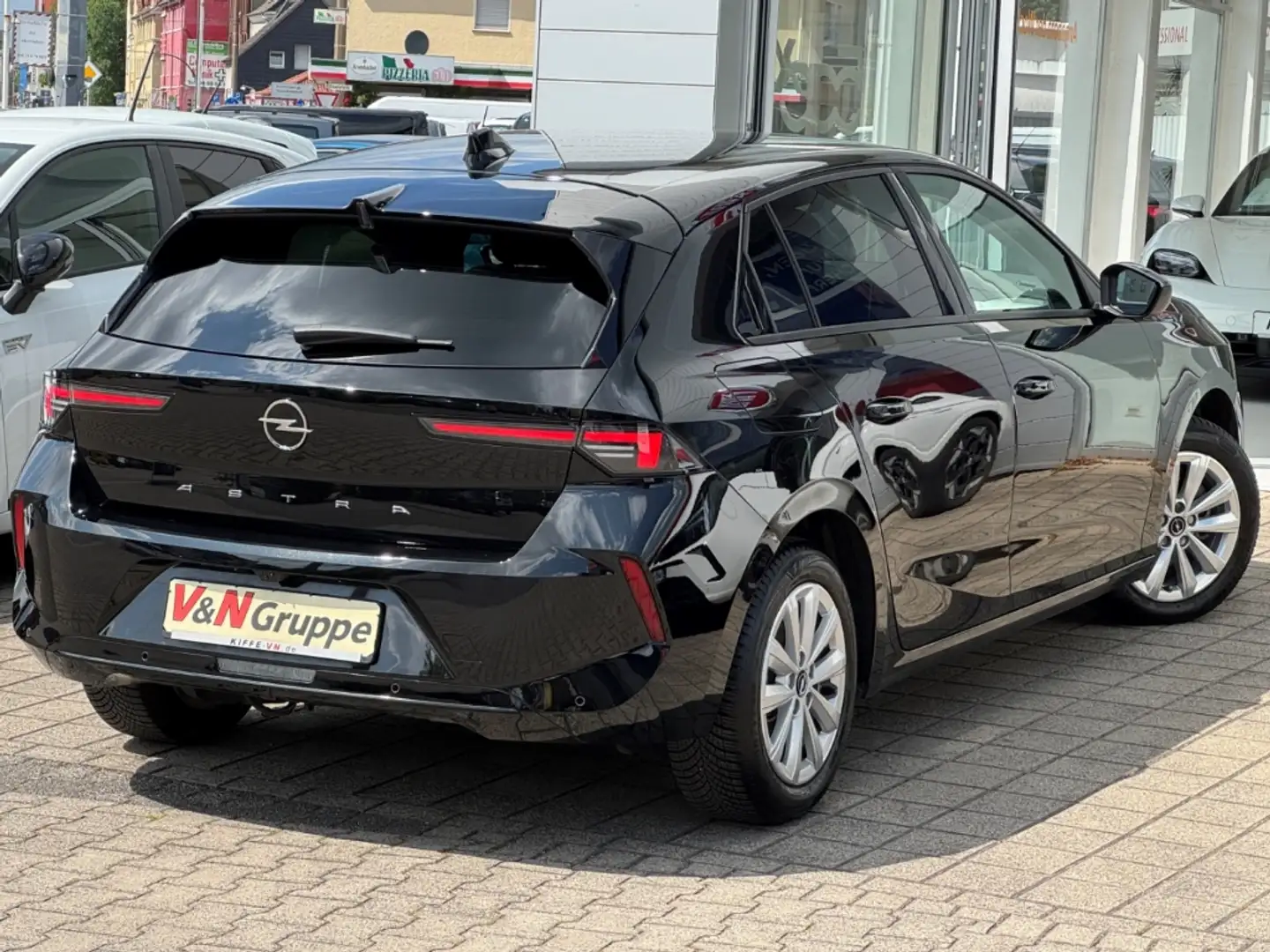 Opel Astra Elegance 1.2 Turbo SHZ NAVI 180°KAMERA Noir - 2