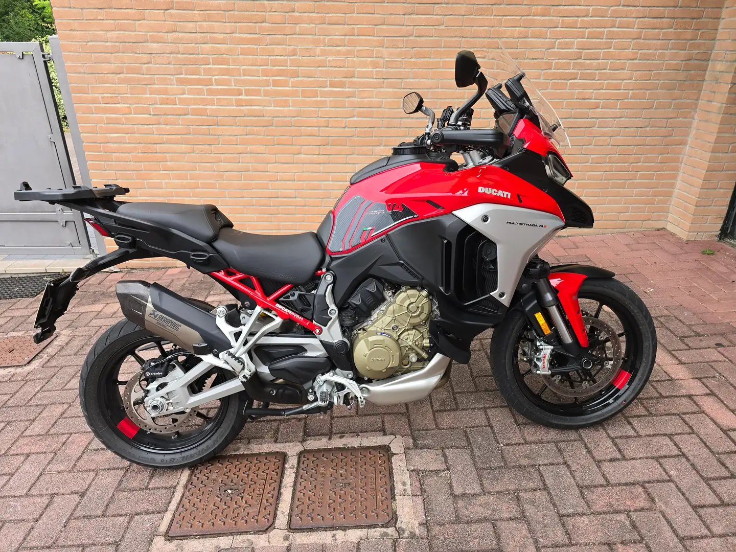 Ducati Multistrada V4 S Travel Rosso - 1