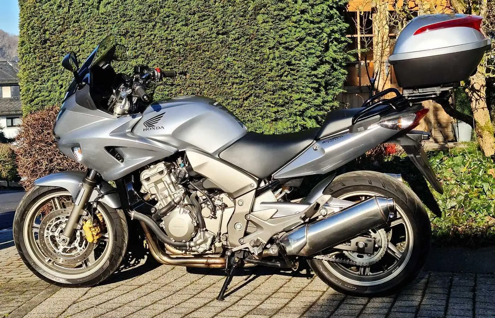 Honda CBF 1000 silber 6.100 km Argent - 1