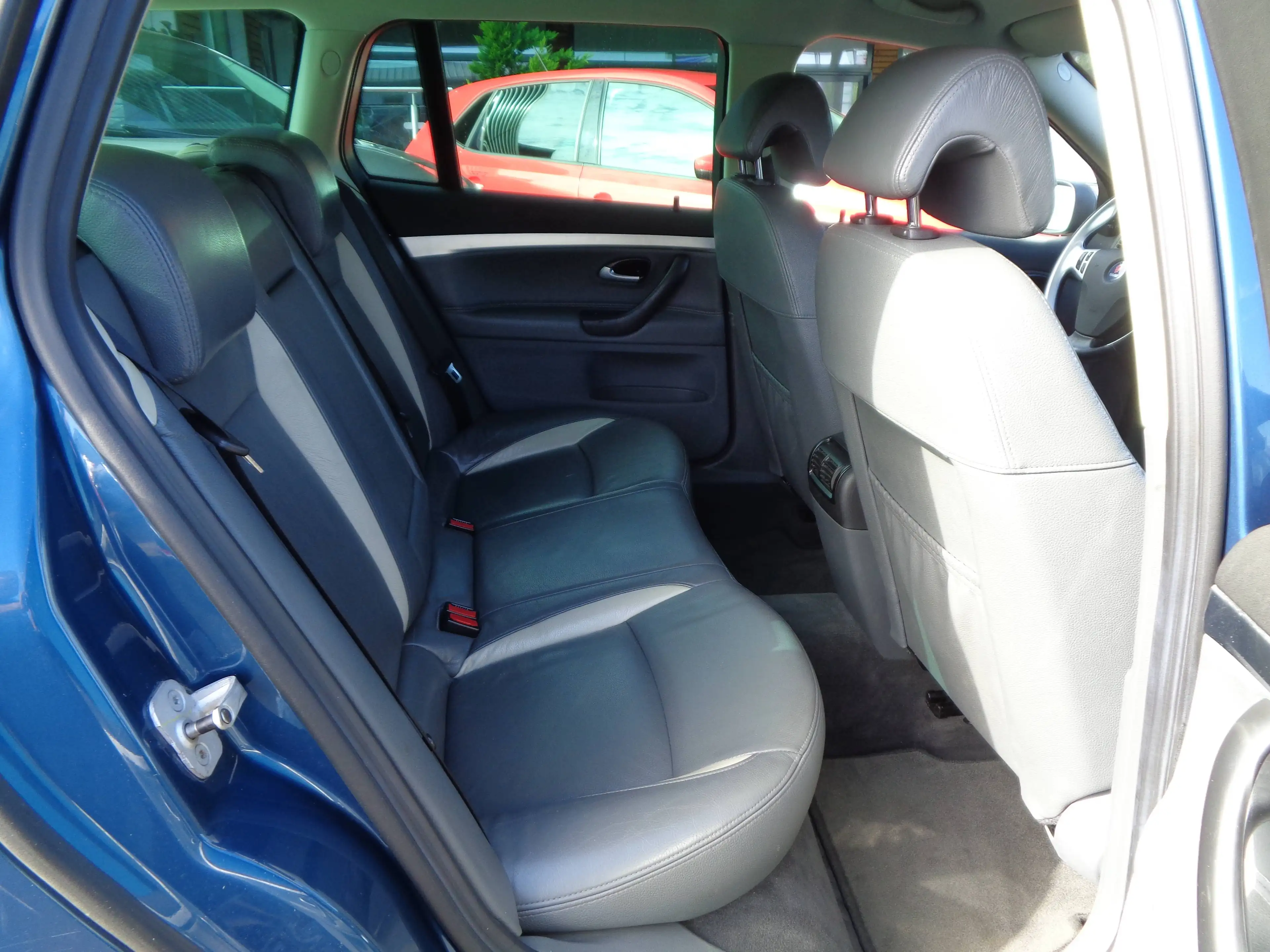 Saab 9-3 2.8 T Aero°Vollleder°Xenon°Navi°Memory°Klimaautomatik°Sitzheizung°Tempomat°Pdc° — photo 13