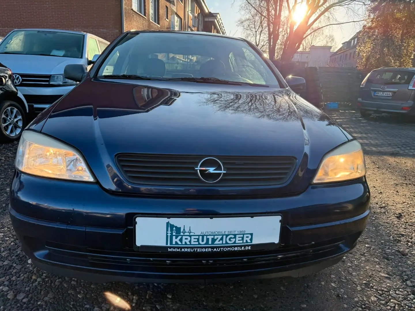 Opel Astra -Automatik- Blau - 2