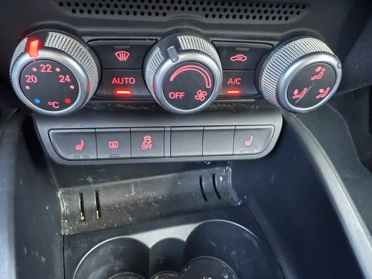 Audi A1 Sportback 1.0 TFSI .NAVI,PDC,AIRCO,EERSTE EIGEN. Gris - 2