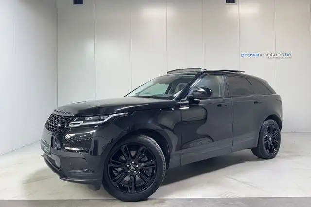 Land Rover Range Rover Velar view 4