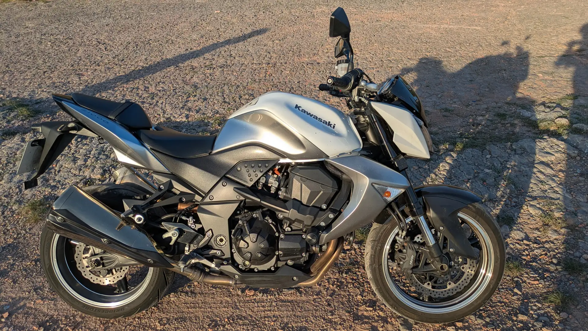 Kawasaki Z 1000 2008 Blanco - 2