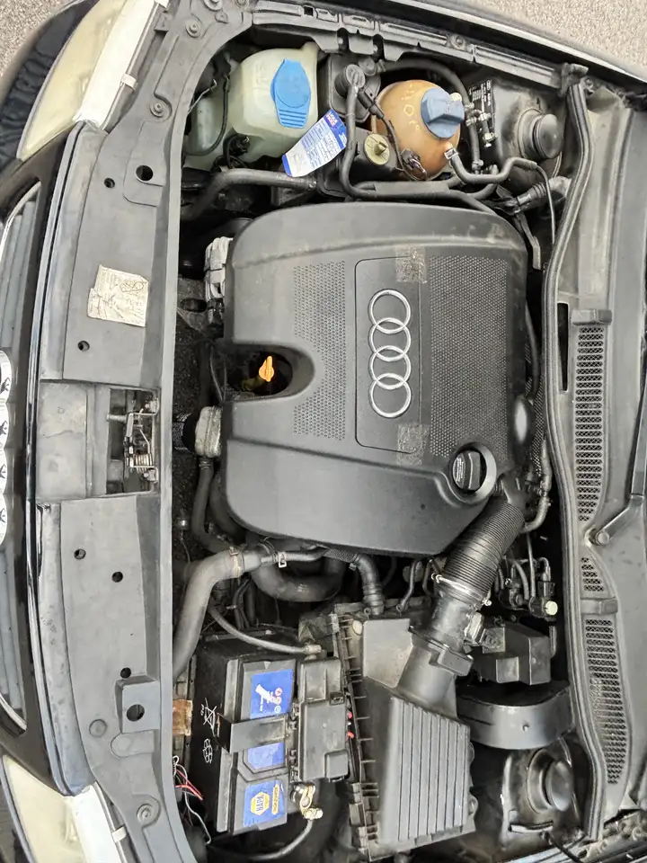 Audi A3 1.6 TÜV28 elekt.FH elekt.SD WR Alu Ausstellfenster, foto 8