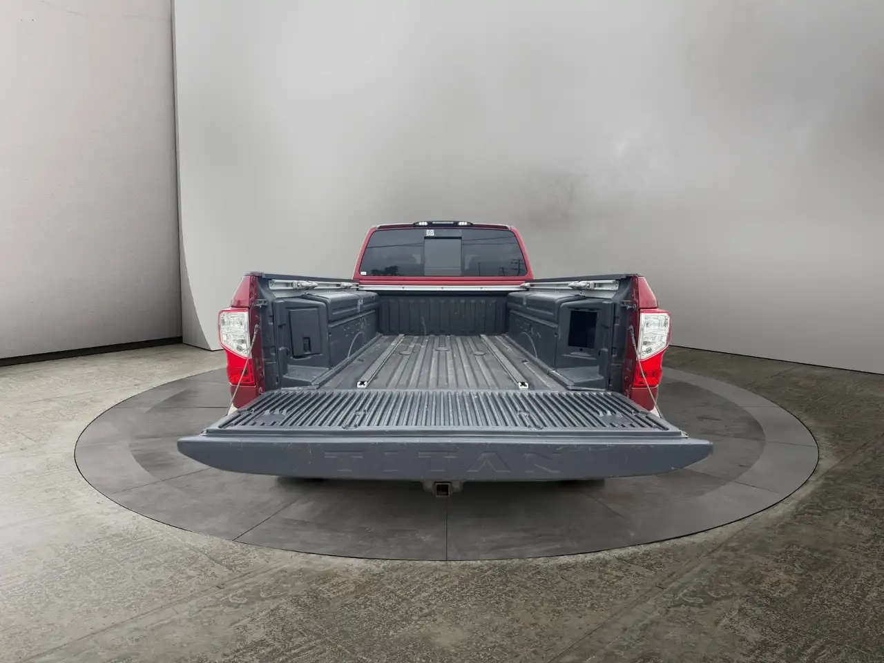 Nissan Titan XD снимка Nissan Titan XD