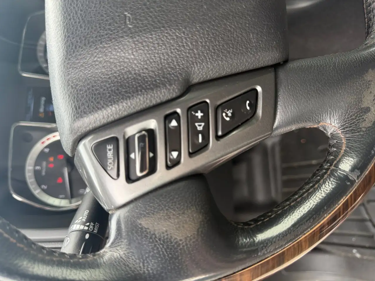 Nissan Titan XD снимка Nissan Titan XD