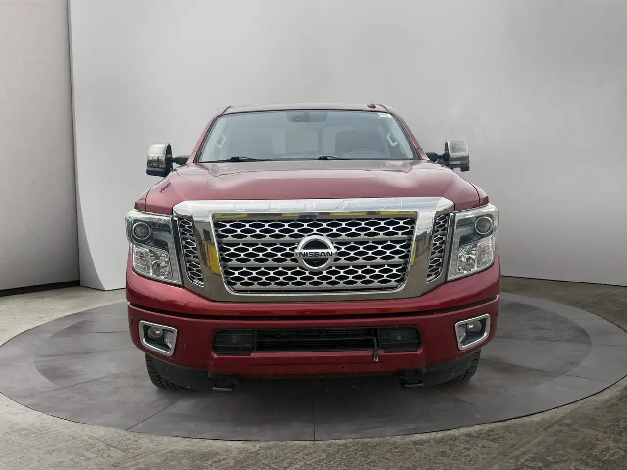 Nissan Titan XD снимка Nissan Titan XD
