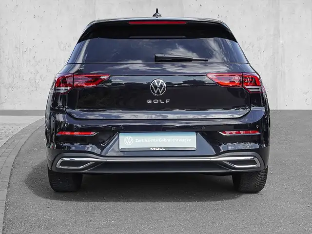 Volkswagen Golf view 6