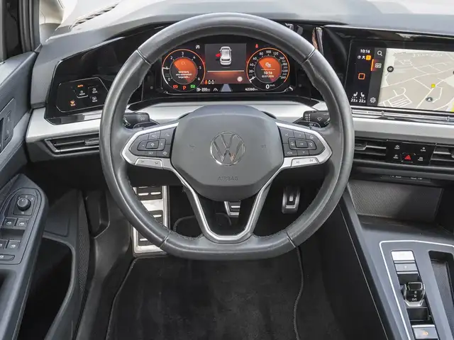 Volkswagen Golf view 11