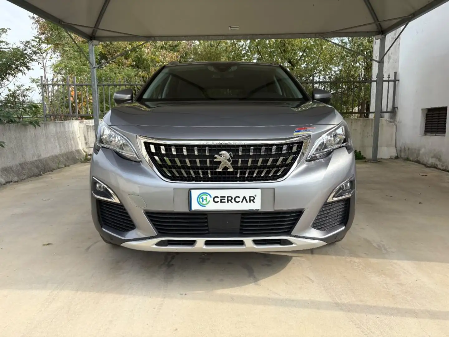 Peugeot 3008 PureTech 130 Allure POCHI CHILOMETRI TENUTA BENE Grigio - 2