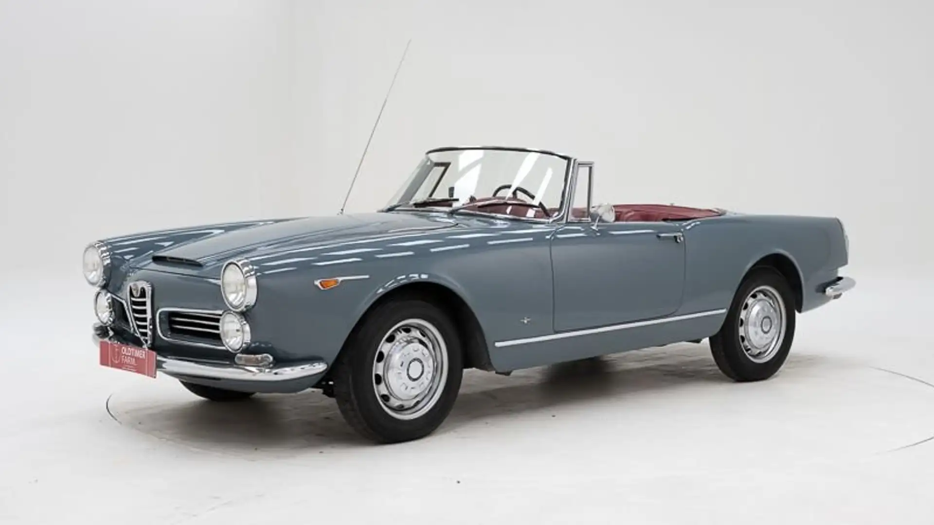 Alfa Romeo Spider 2600 Cabriolet '65 CH2891 Gris - 1
