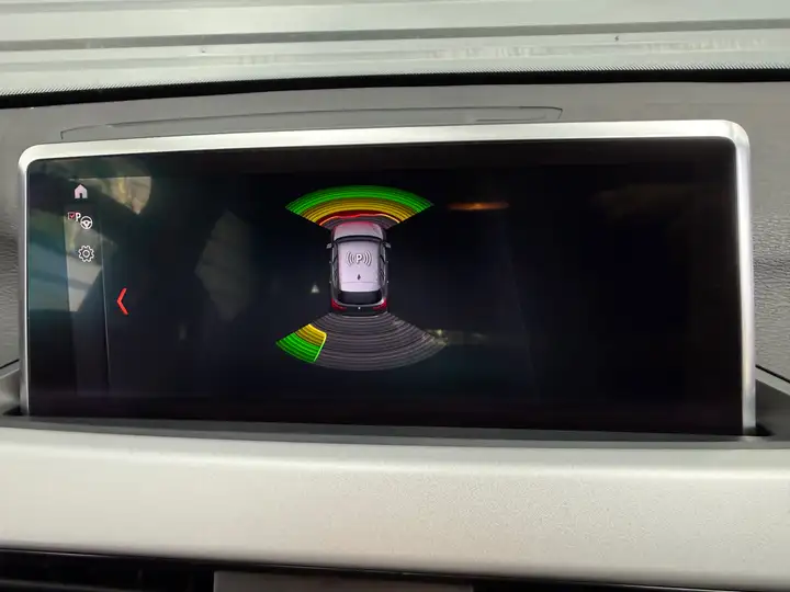 BMW X1 sDrive 16d 116 ch DKG7 Business Design — photo 12