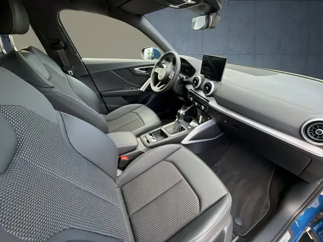 Audi Q2 view 21