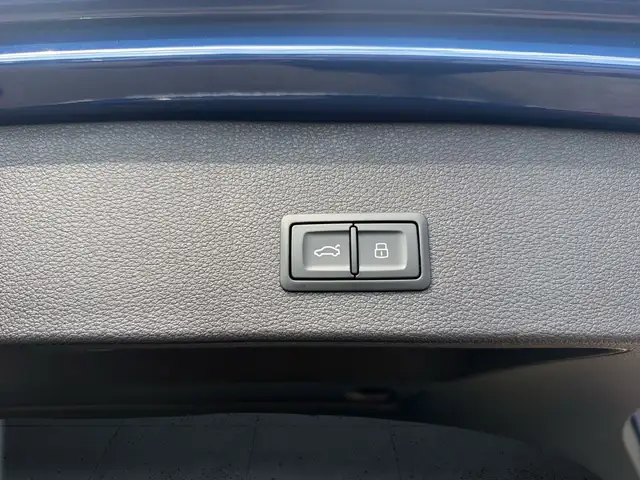Audi Q2 view 14