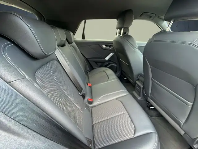Audi Q2 view 16