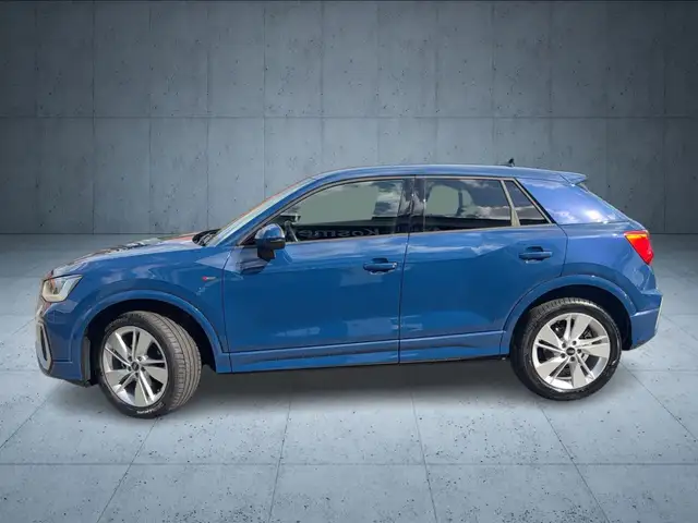 Audi Q2 view 2