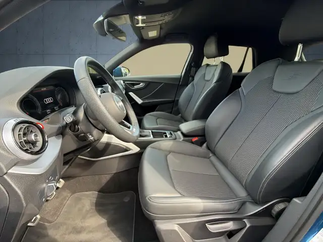 Audi Q2 view 24