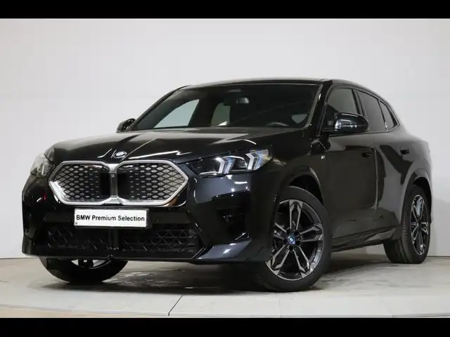 BMW iX2 xDrive30 Kit M Sport
