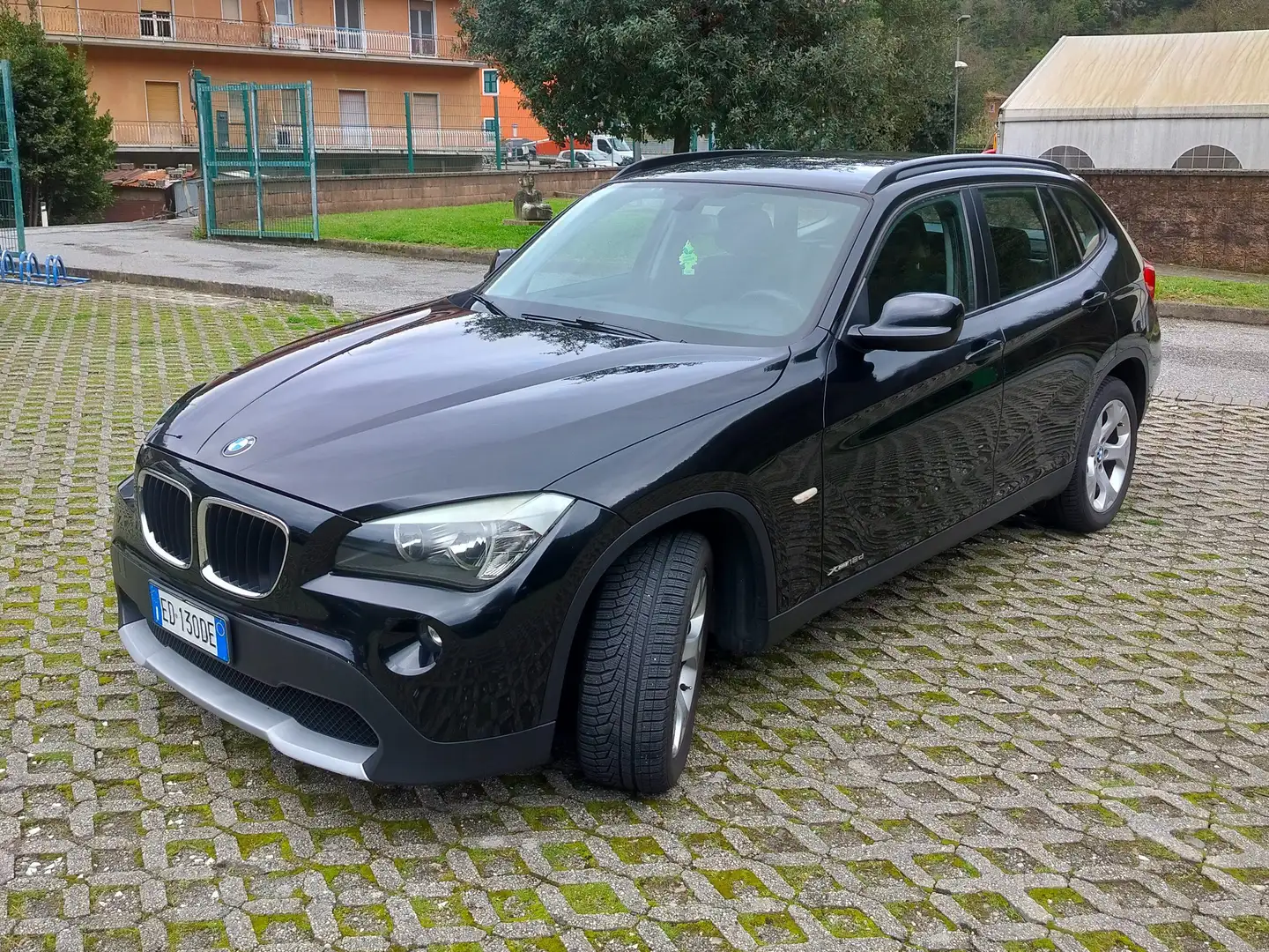 BMW X1 X1 E84 xdrive18d Futura Nero - 2