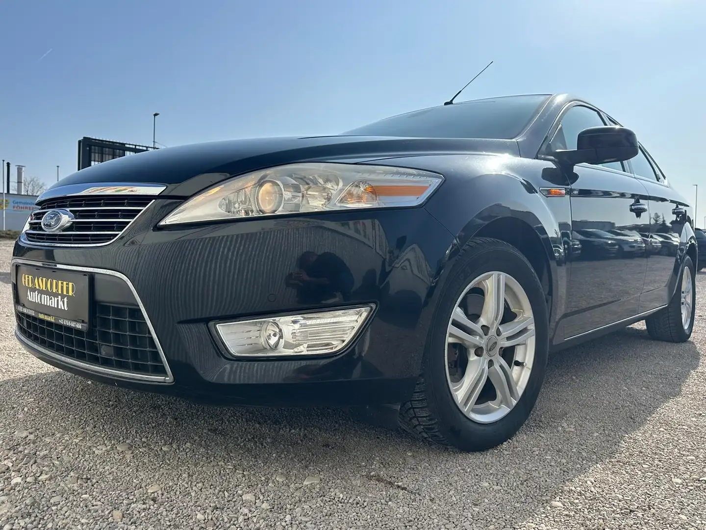 Ford Mondeo 2.0TDCi Ghia *Neues Pickerl*Finanzierung* Schwarz - 2