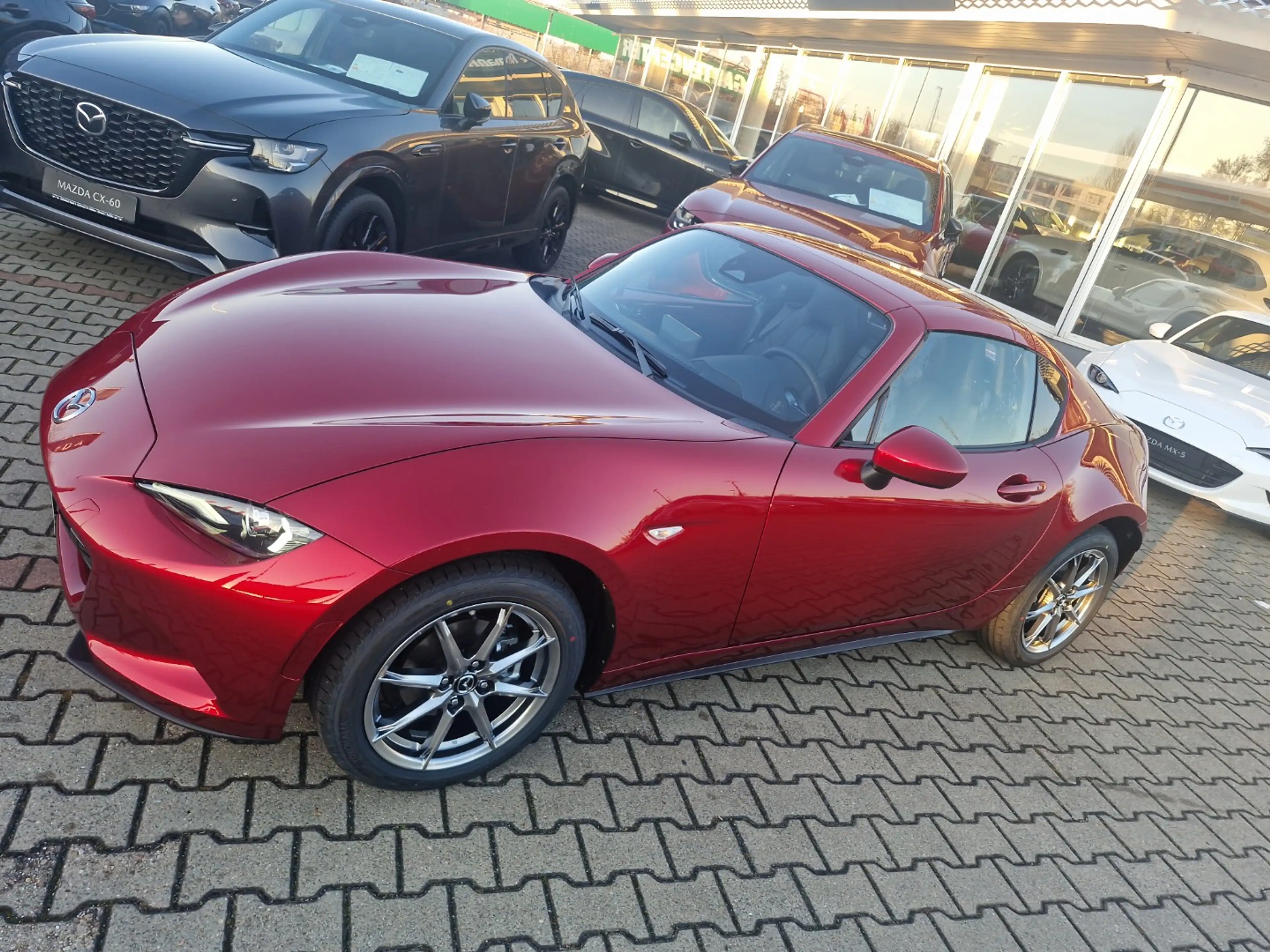 Mazda MX-5 1.5L SKYACTIV-G RF Exclusive-Line — photo 10