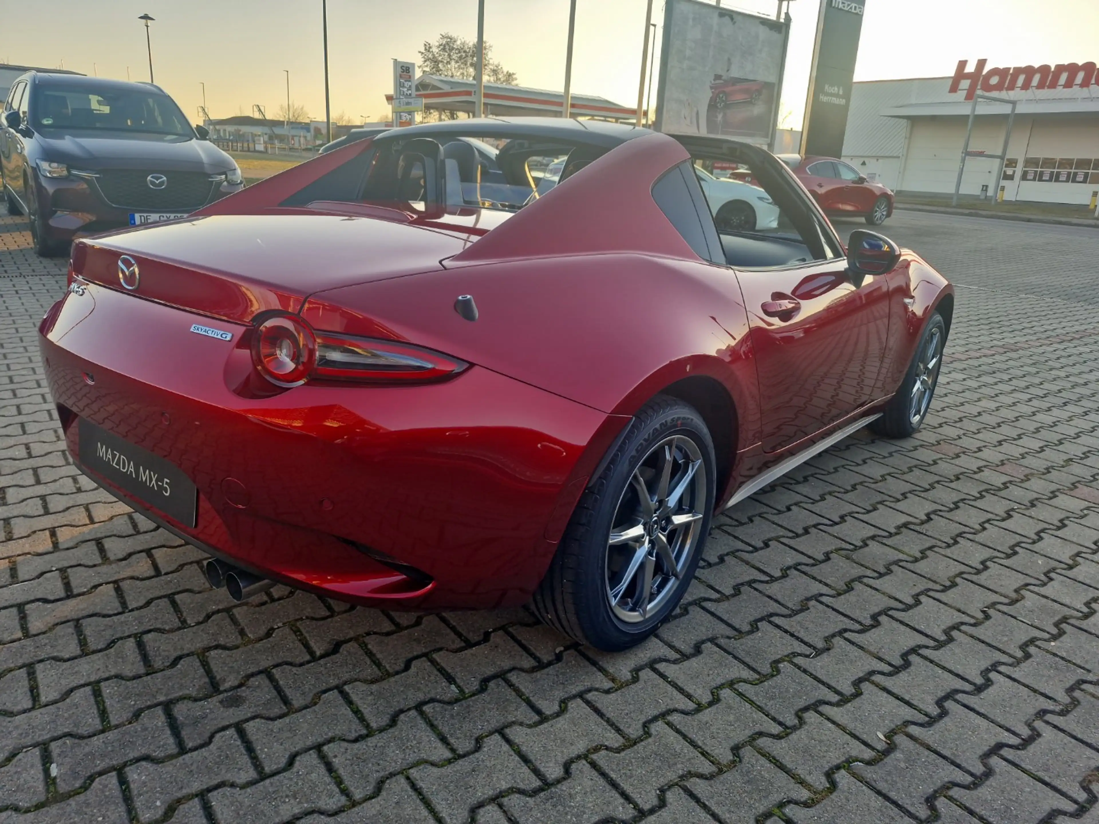 Mazda MX-5 1.5L SKYACTIV-G RF Exclusive-Line — photo 7