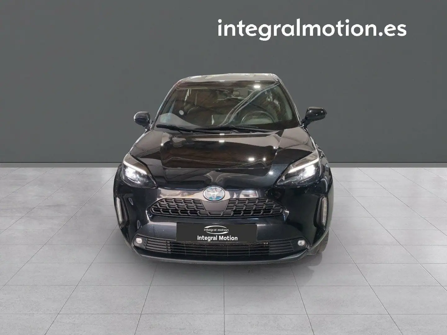 Toyota Yaris Cross 1.5 120H Active Tech Negro - 2
