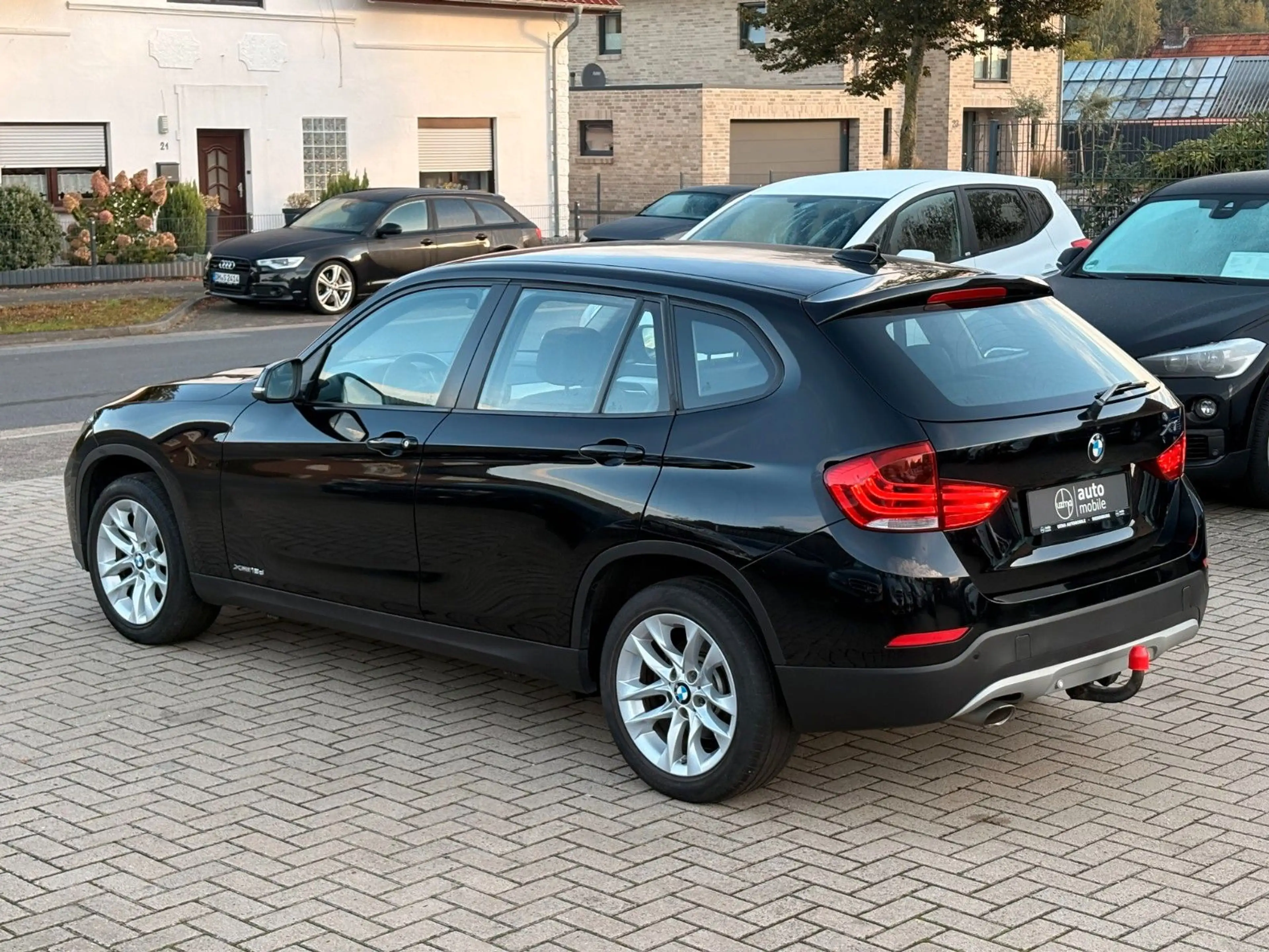 BMW X1 18d xDrive, AHK, Aut., Xenon, Navi, Leder — photo 3