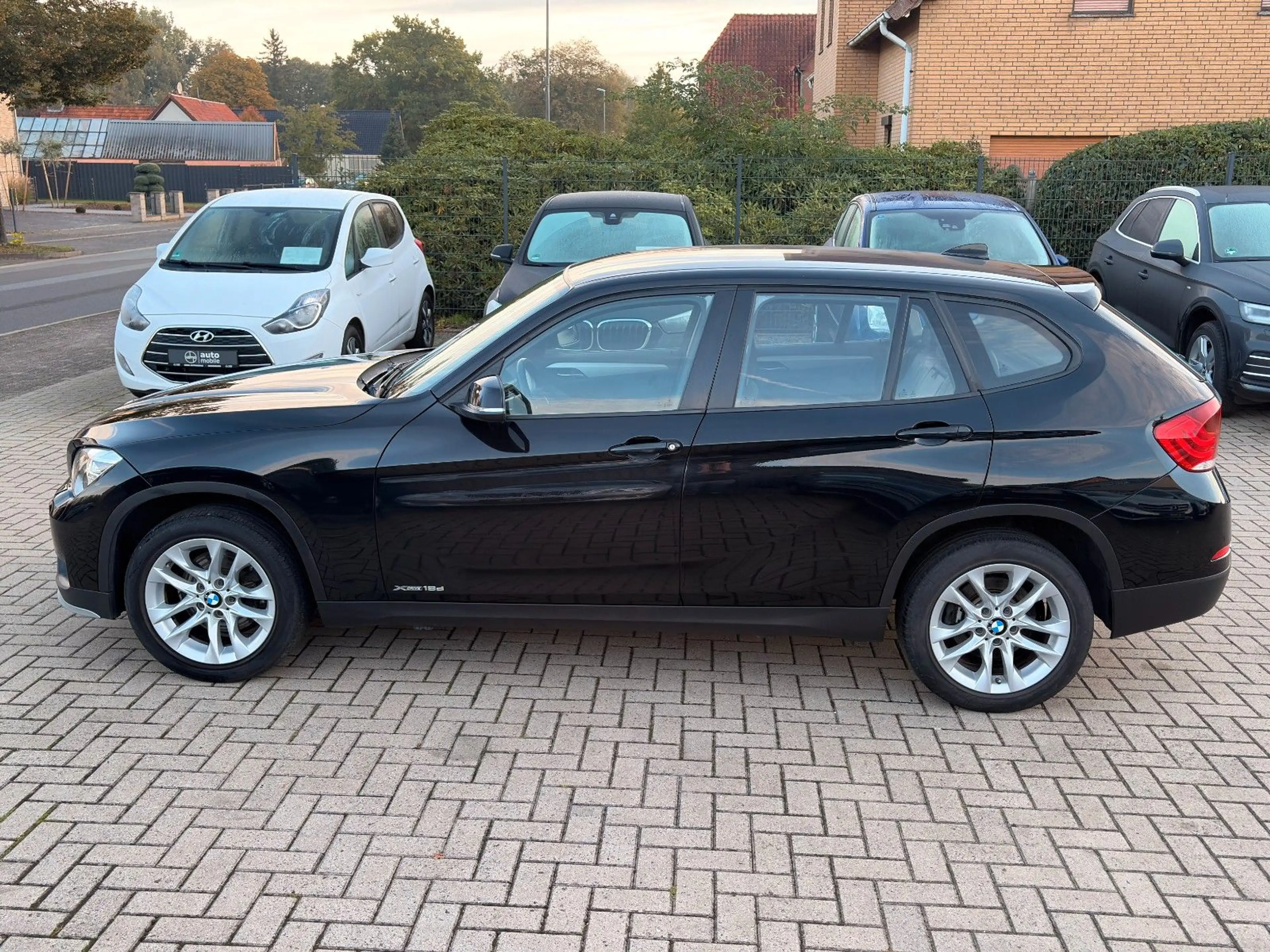 BMW X1 18d xDrive, AHK, Aut., Xenon, Navi, Leder — photo 2