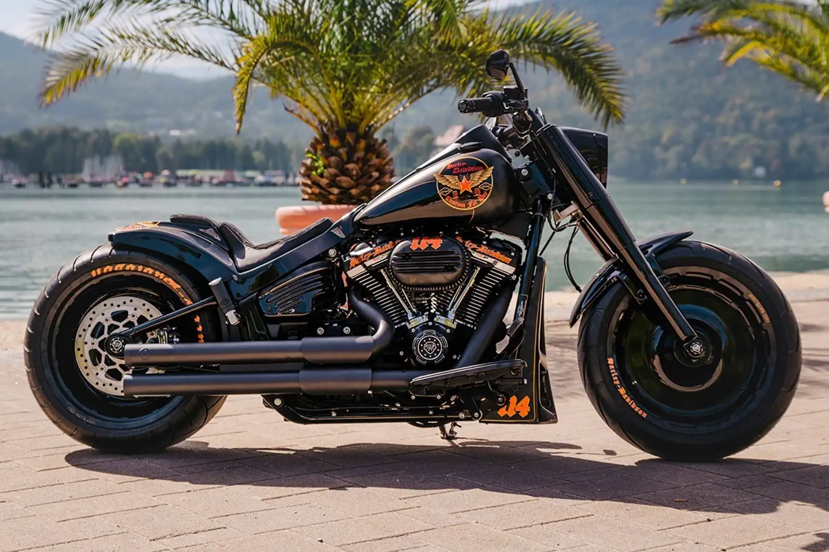Harley-Davidson Fat Boy NEUFAHRZEUG, EINZELSTÜCK!!! Schwarz - 1