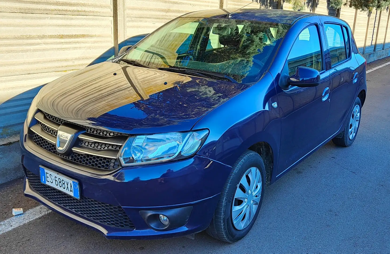 Dacia Sandero 1.2 75CV Lauréate Blue - 1
