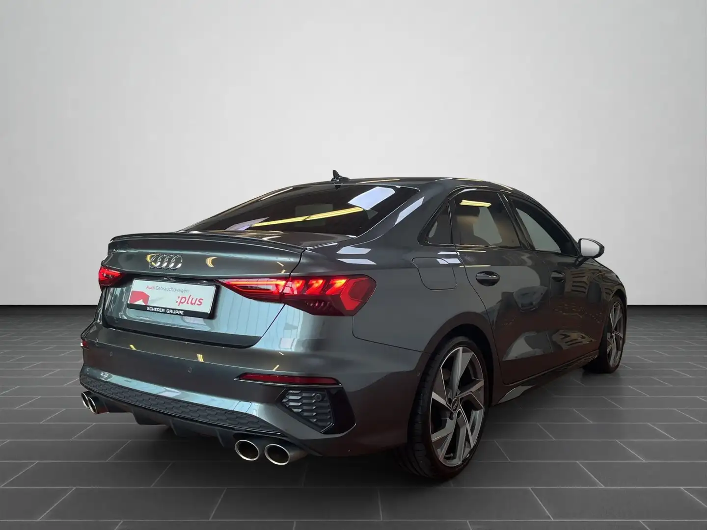 Audi S3 TFSI S tronic Led,Navi,B&O,360° Grau - 2