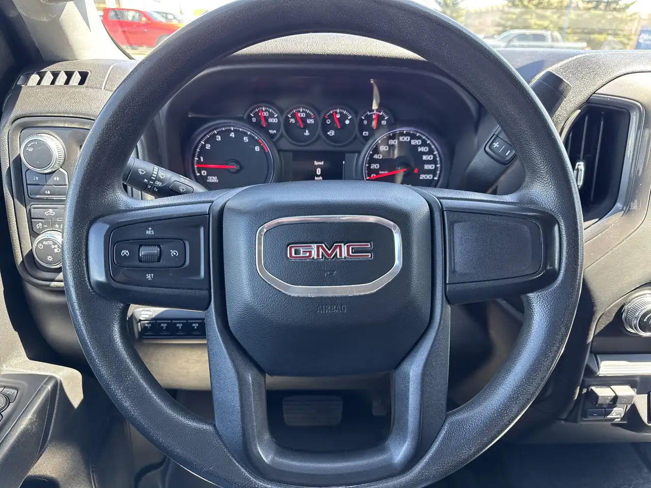 GMC Sierra 2500HD снимка GMC Sierra 2500HD