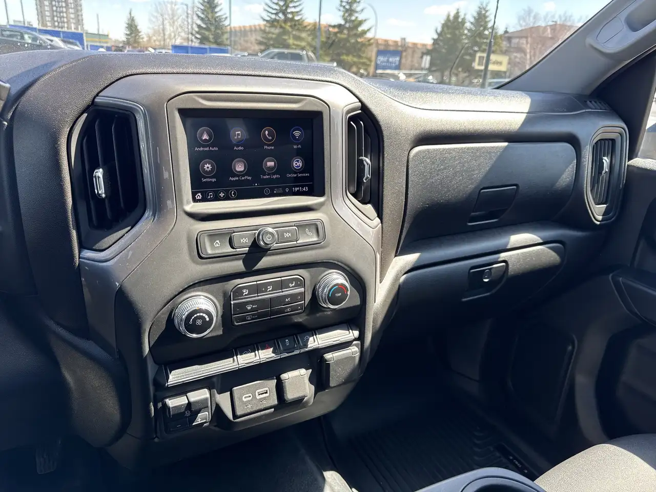 GMC Sierra 2500HD снимка GMC Sierra 2500HD