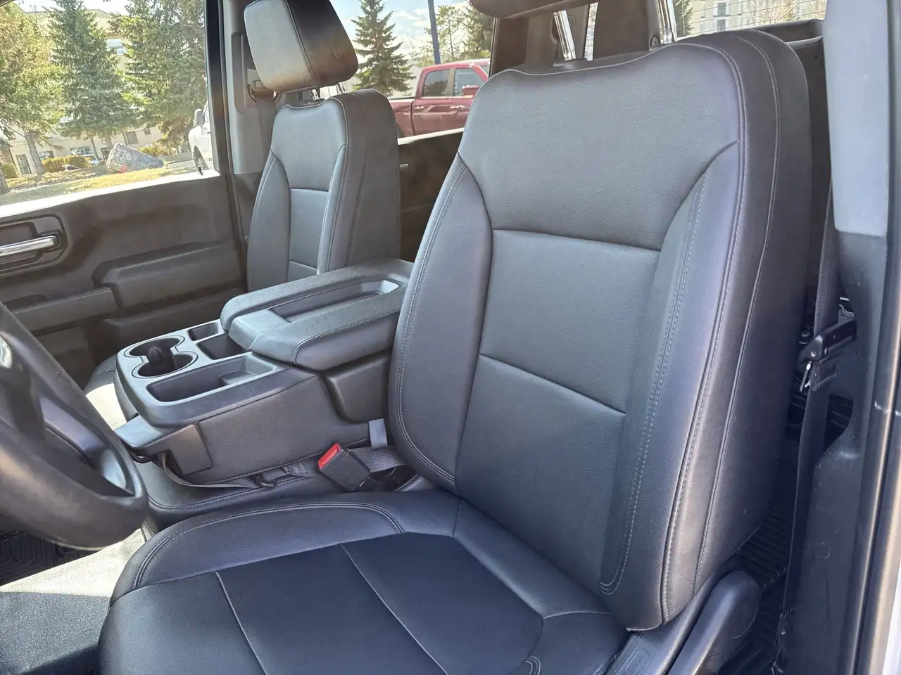 GMC Sierra 2500HD снимка GMC Sierra 2500HD