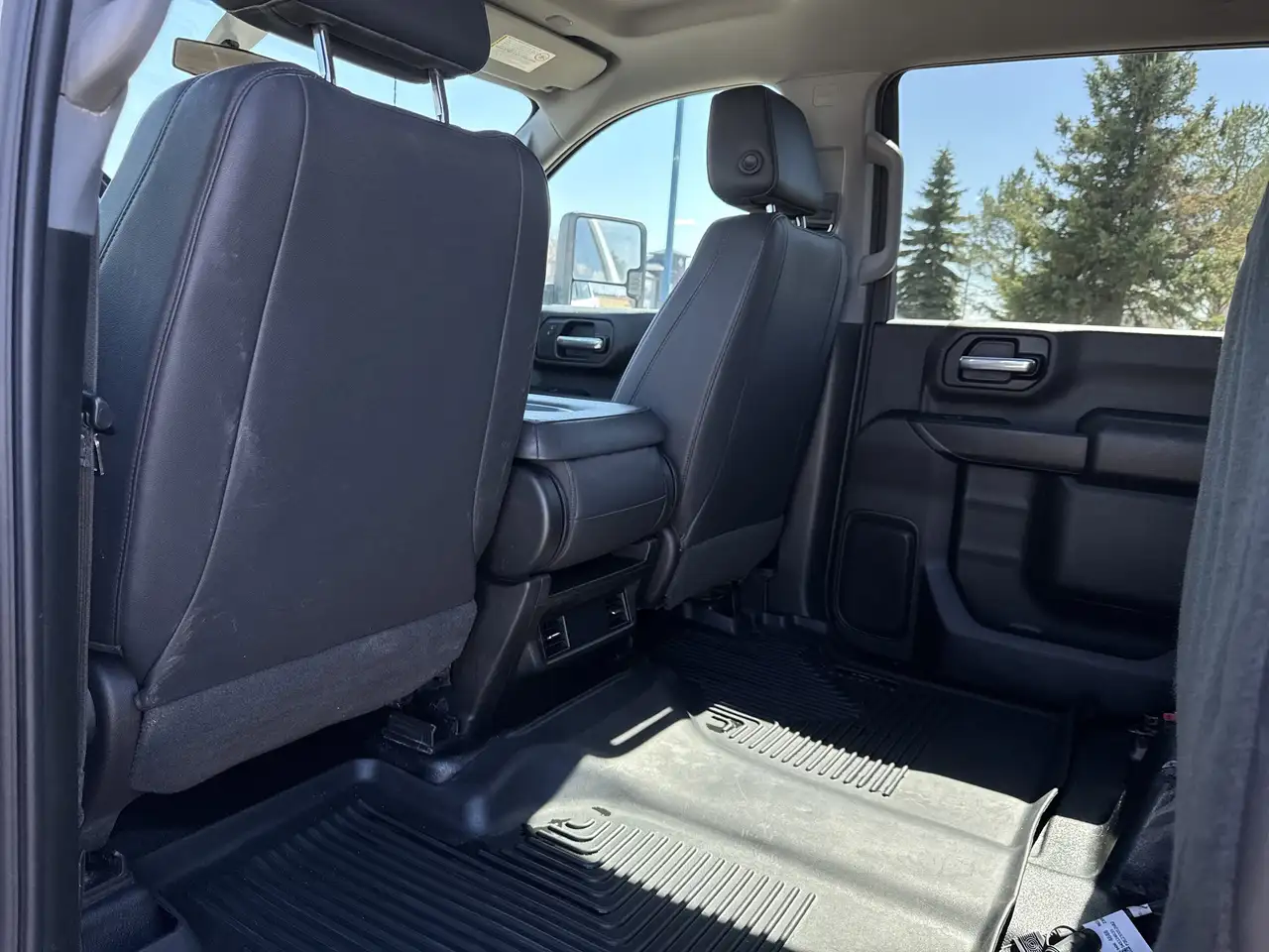 GMC Sierra 2500HD снимка GMC Sierra 2500HD