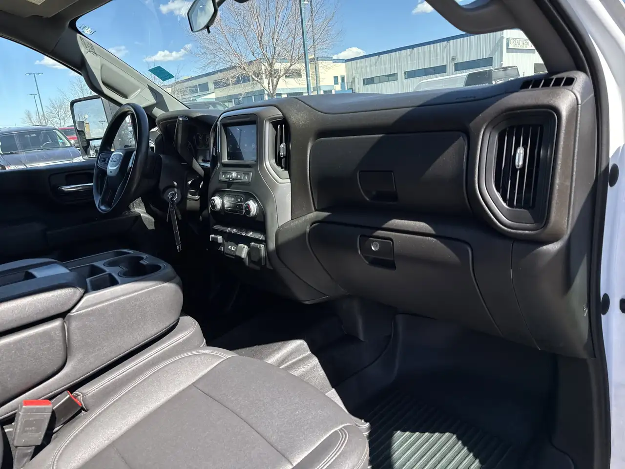 GMC Sierra 2500HD снимка GMC Sierra 2500HD