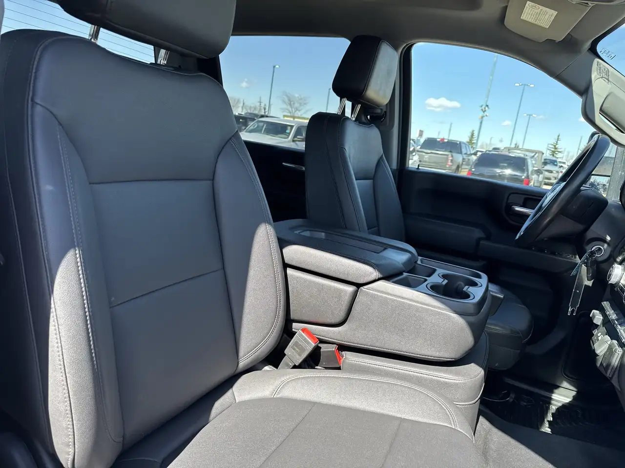 GMC Sierra 2500HD снимка GMC Sierra 2500HD