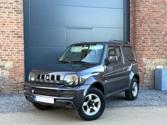 Suzuki Jimny 1.3i JLX Exclusive Automatique