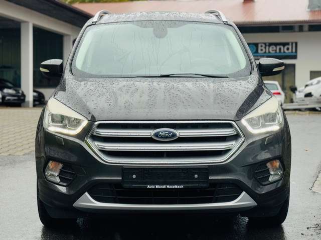 Ford Kuga Cool & Connect AHK Pano